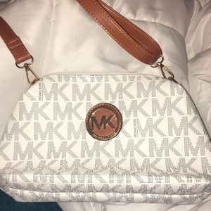 michael kors purse